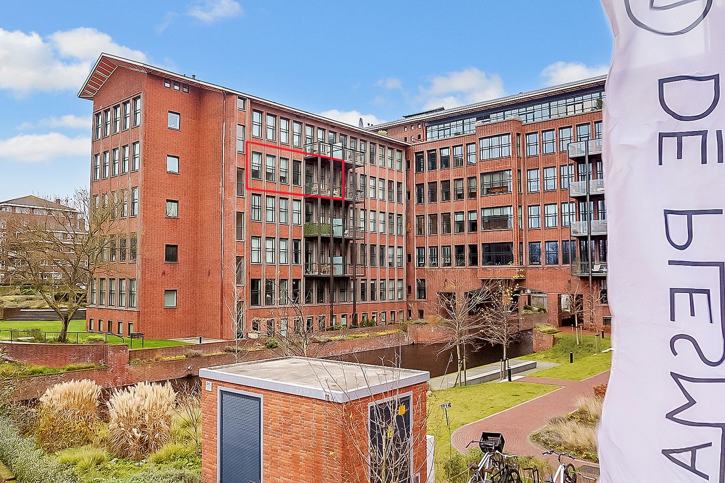 Foto 1 van Plesmanweg 499