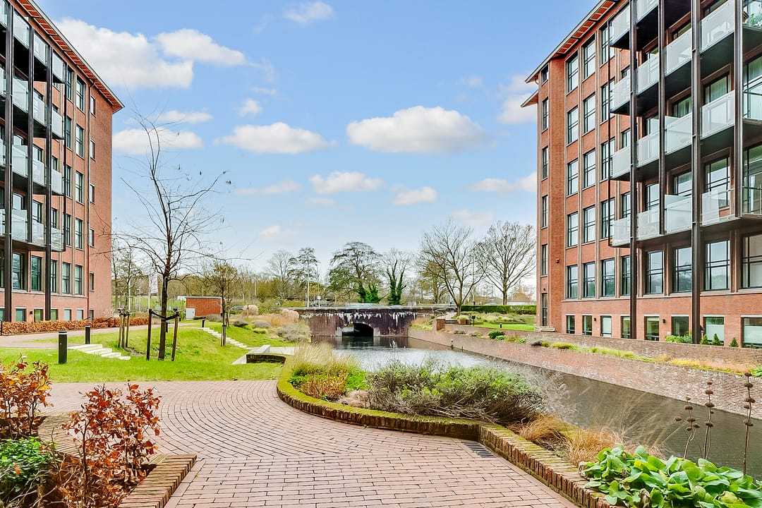 Foto 2 van Plesmanweg 499