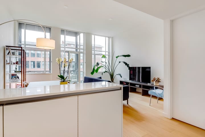 Foto 11 van Plesmanweg 499