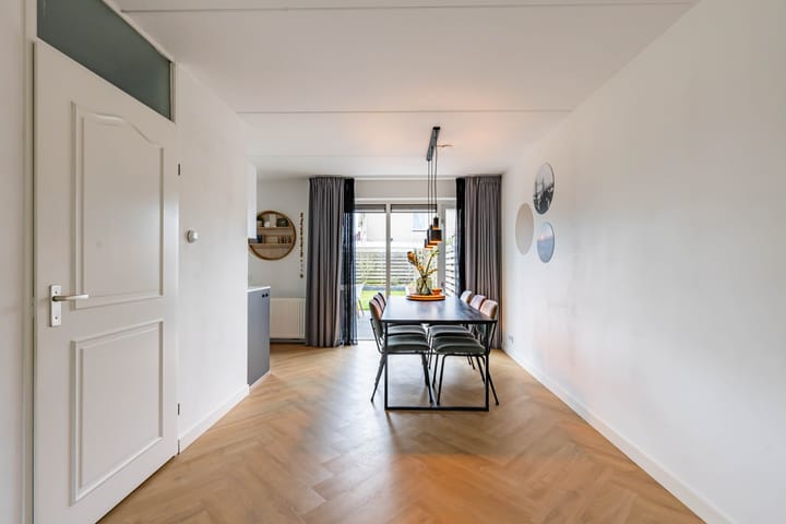 Photo 19 of Prinses Irenestraat 5