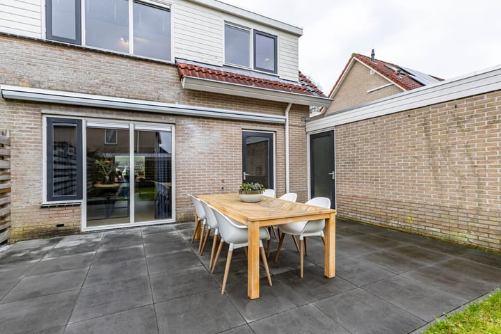 Photo 32 of Prinses Irenestraat 5