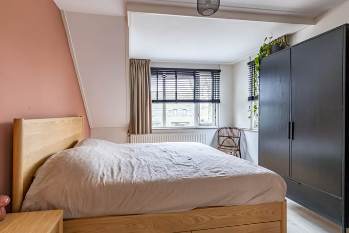 Photo 39 of Prinses Irenestraat 5