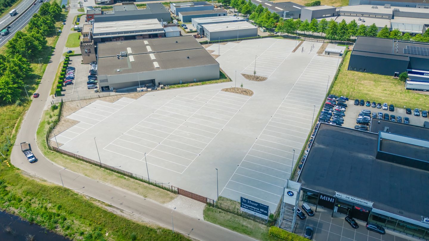 View photo 2 of Vasco da Gamaweg 13