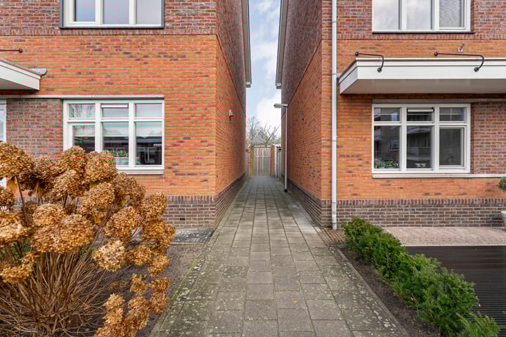 Foto 37 van Eerdmanserve 47