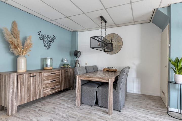 Photo 8 of Leliestraat 63