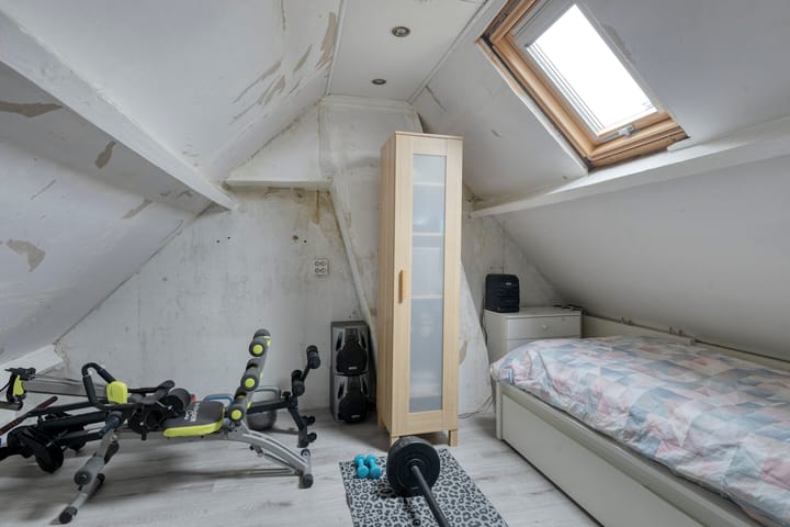 Photo 19 of Leliestraat 63