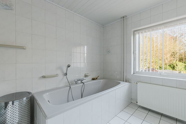 Foto 24 van Pastoor Verbuntstraat 20