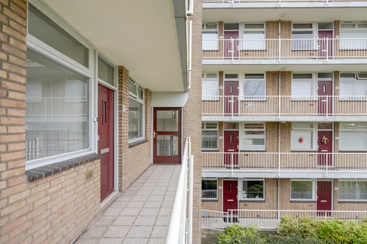 Foto 19 van Kerkwervesingel 93