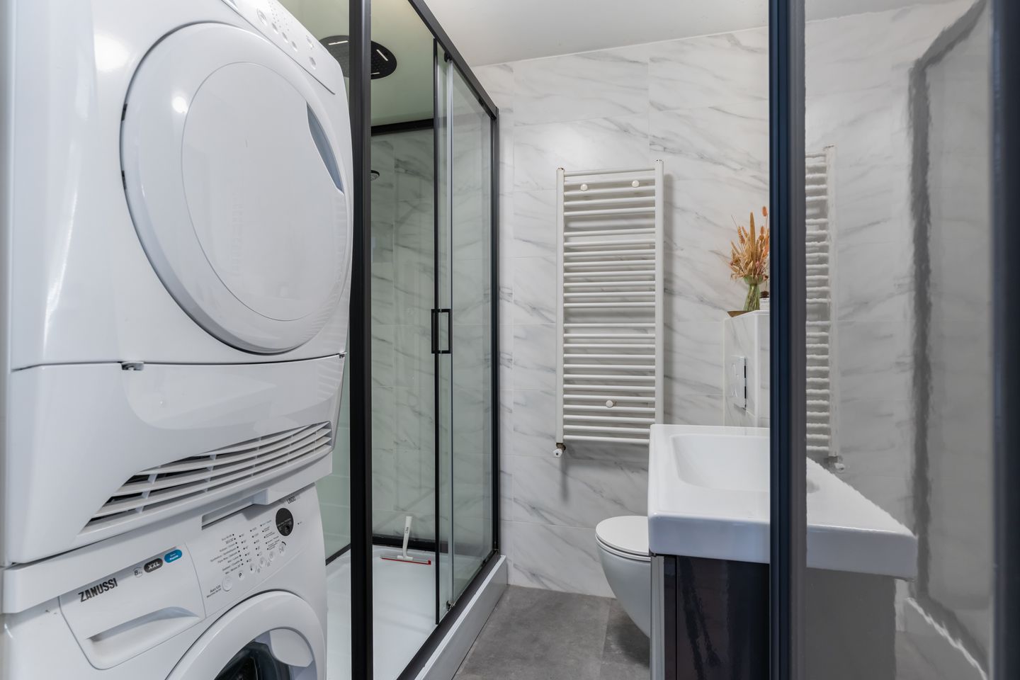 Foto 44 van Tak van Poortvlietstraat 35-A