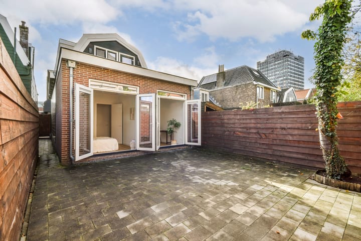 Photo 2 of Zeemansstraat 80-A