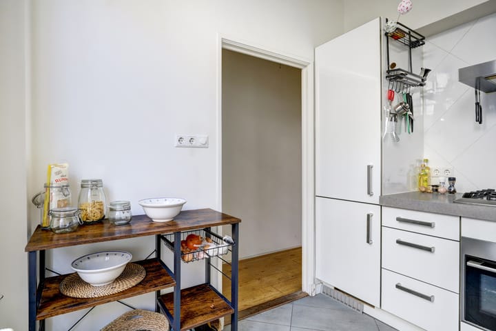 Photo 8 of Spuistraat 36-C