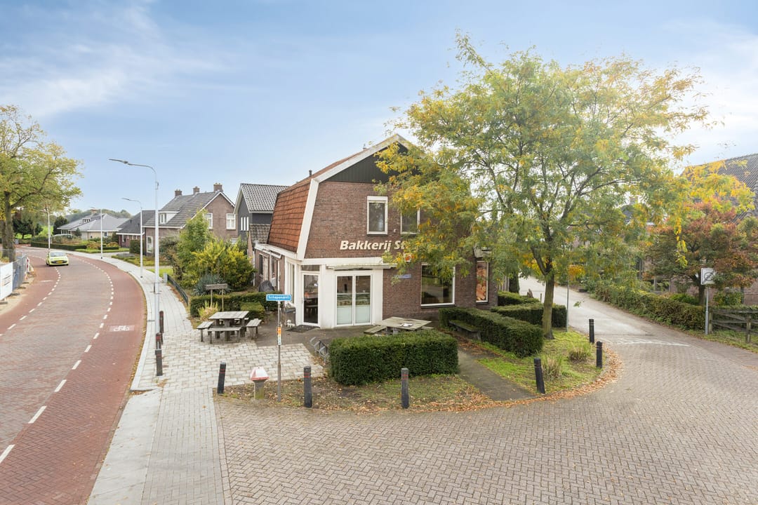 Photo 2 of Bornsestraat 31