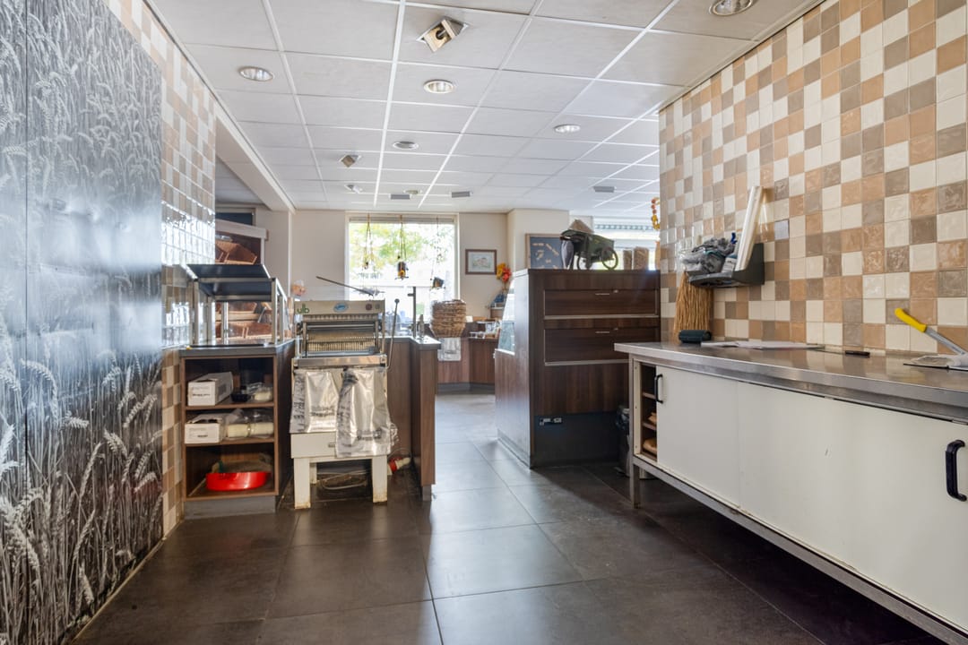 Photo 8 of Bornsestraat 31