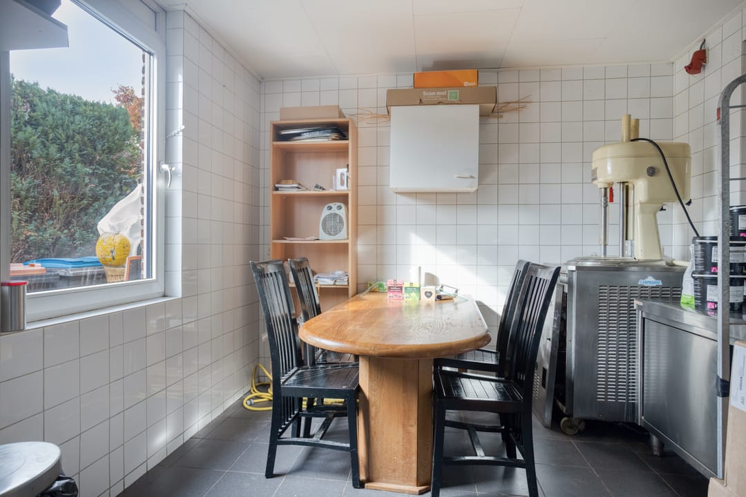 Photo 16 of Bornsestraat 31