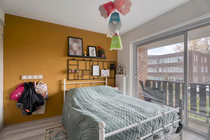 Photo 22 of Julianalaan 30