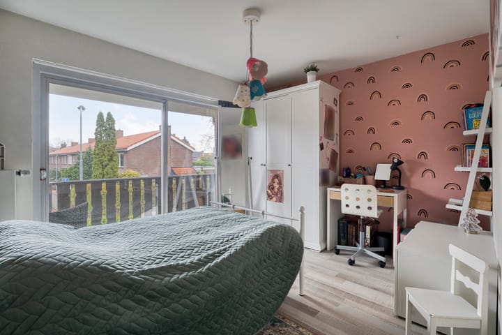 Photo 23 of Julianalaan 30