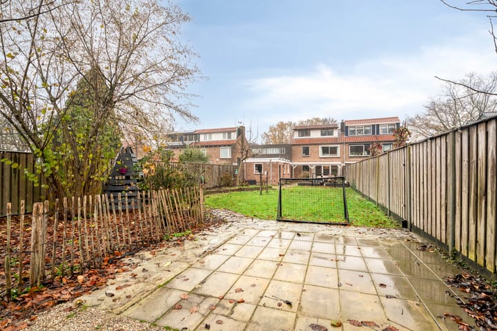 Photo 39 of Julianalaan 30