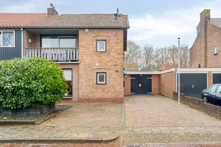 Photo 52 of Julianalaan 30