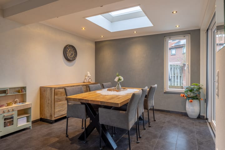 Foto 7 van Trompstraat 8