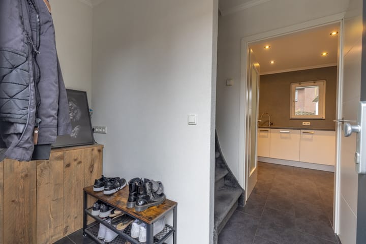 Foto 10 van Trompstraat 8