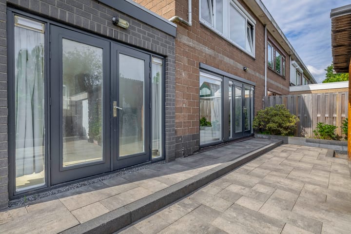 Photo 29 of Dr. Colijnstraat 48