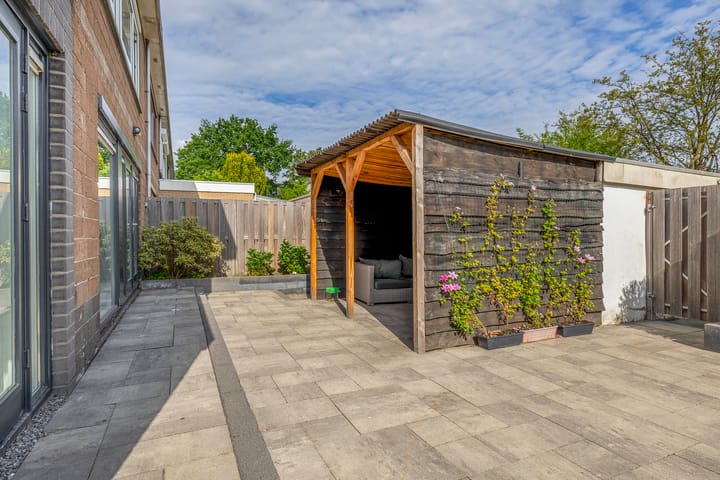 Photo 30 of Dr. Colijnstraat 48