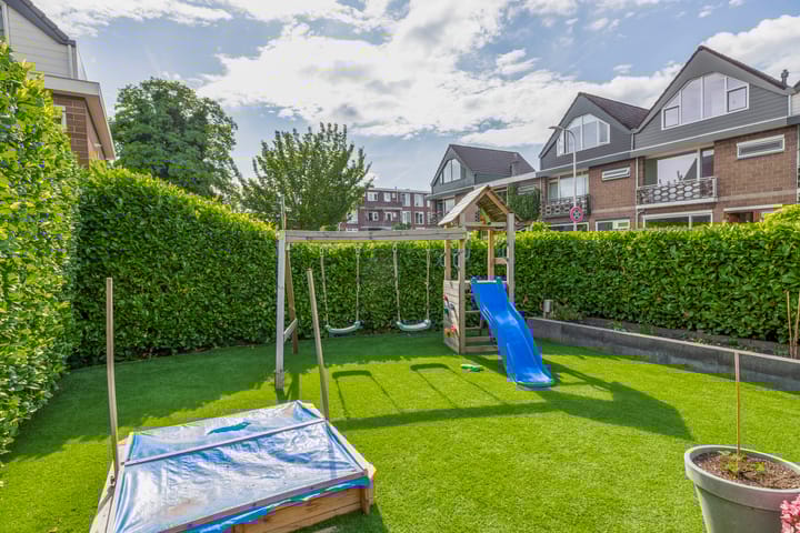 Photo 35 of Dr. Colijnstraat 48