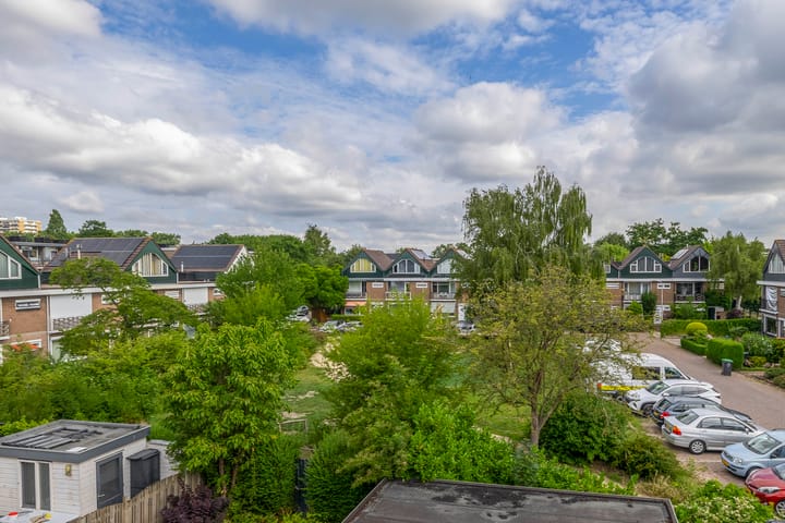 Photo 55 of Dr. Colijnstraat 48