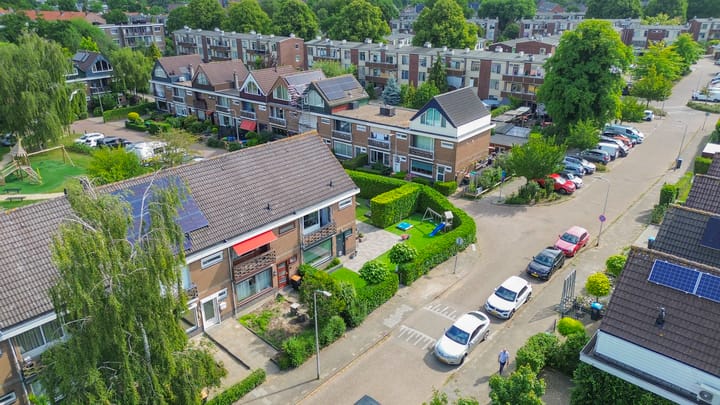 Photo 60 of Dr. Colijnstraat 48