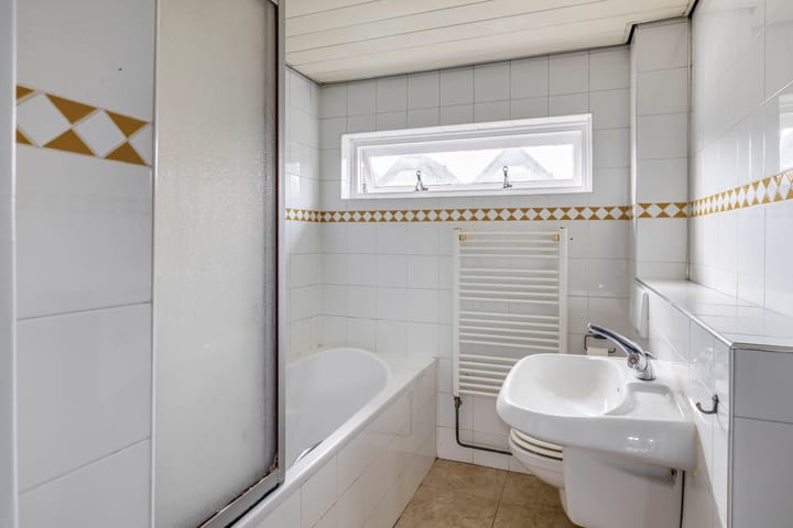 Photo 49 of Dr. Colijnstraat 48