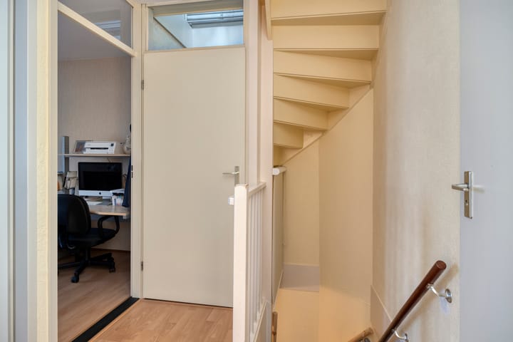 Foto 15 van Merovingenstraat 68