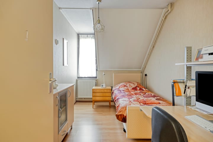 Foto 21 van Merovingenstraat 68