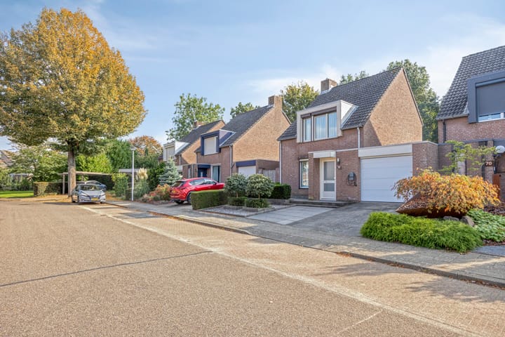 Foto 34 van Merovingenstraat 68