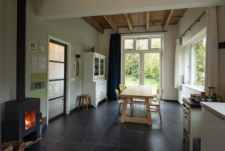 Photo 11 of Middenlaan 52