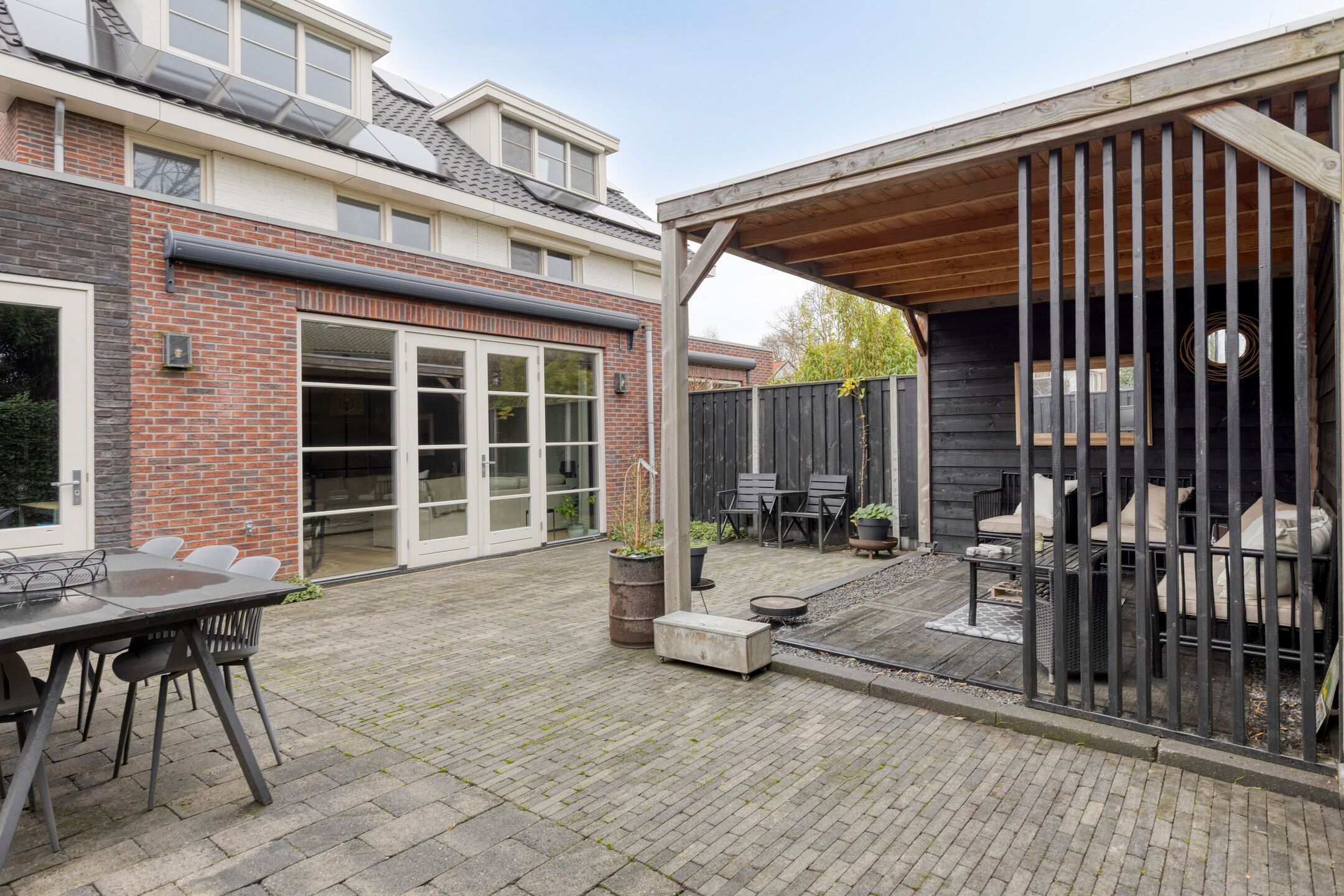 Foto 24 van Voorneveldstraat 8