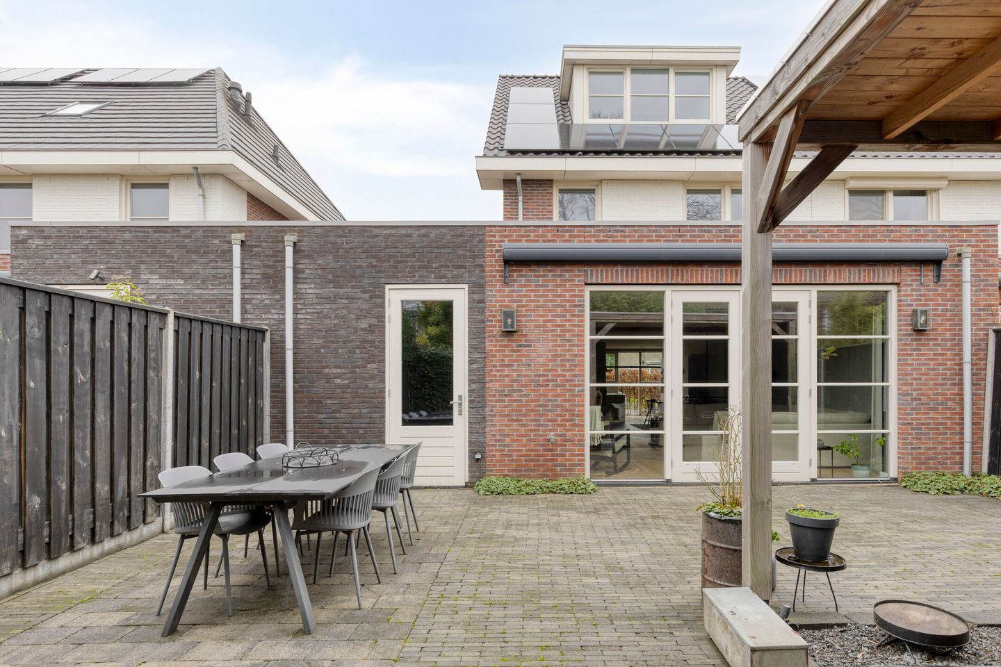 Foto 25 van Voorneveldstraat 8