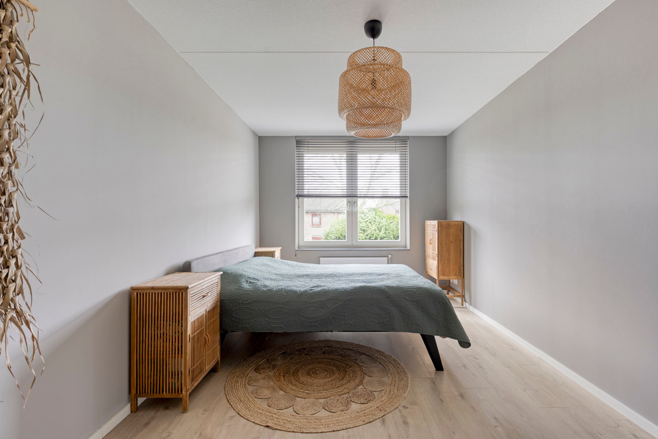 Foto 33 van Voorneveldstraat 8