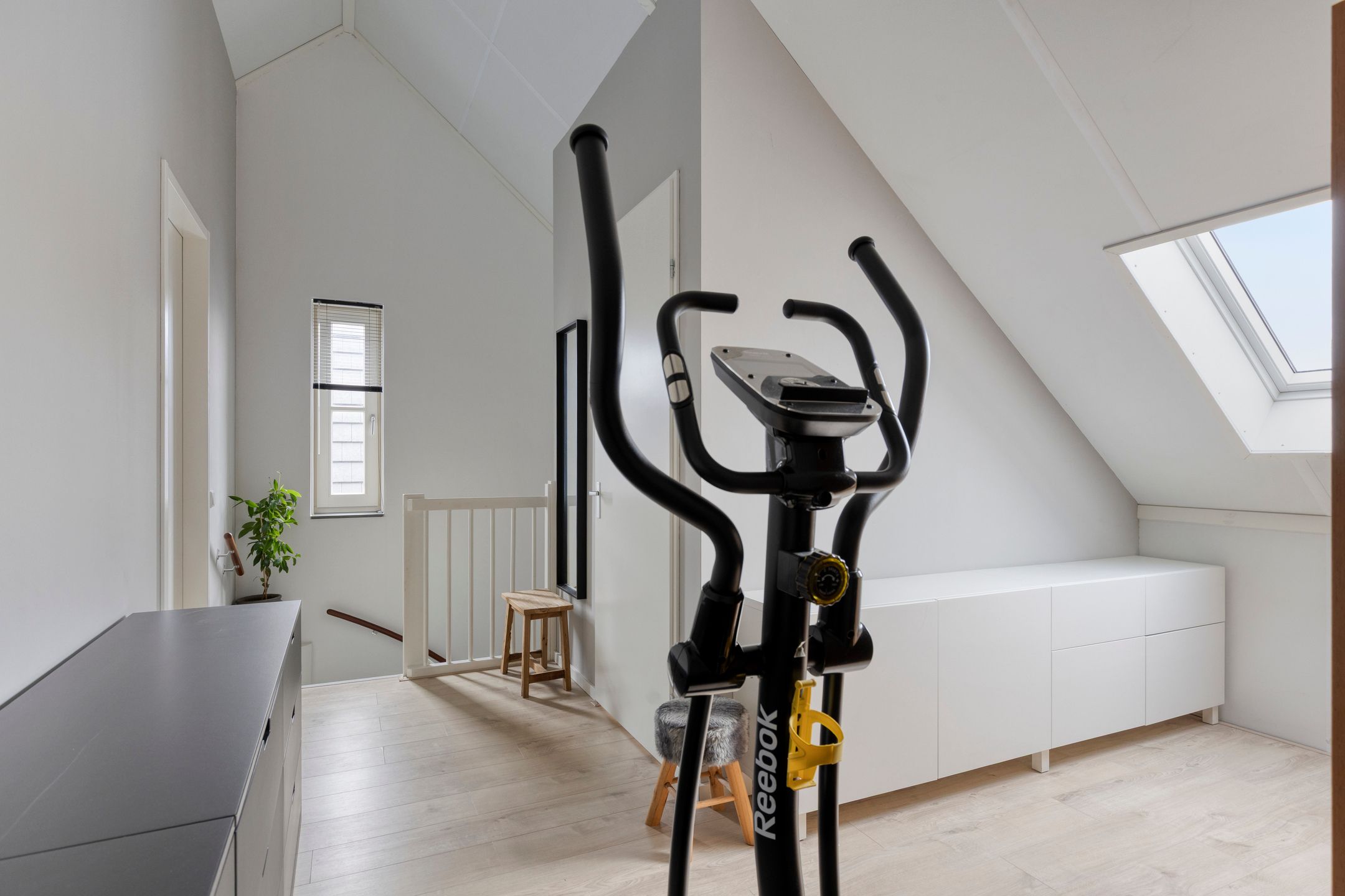 Foto 39 van Voorneveldstraat 8