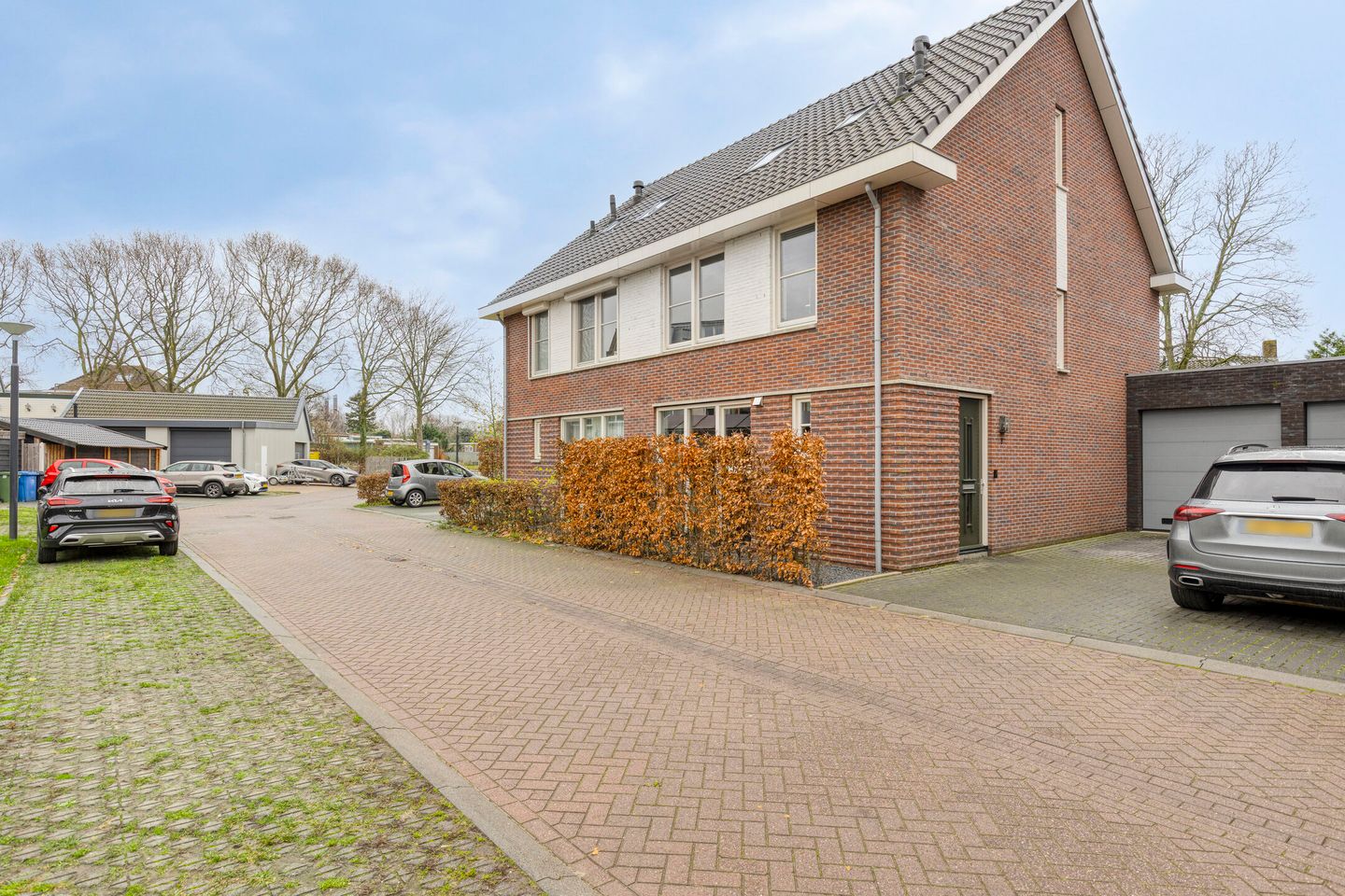 Foto 49 van Voorneveldstraat 8