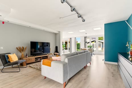 Horst 32 16 tertiary image