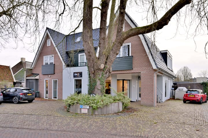 Dorpsstraat 17