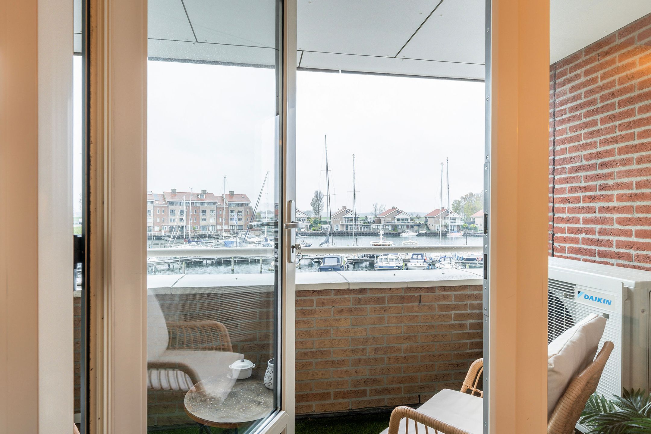 Rijwoning 5.4 28 Vierpolders - Aanzicht 2