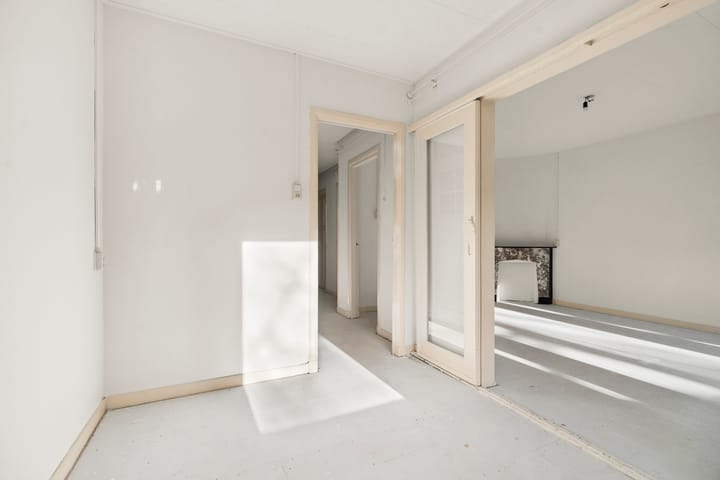 Foto 10 van Van Tuyll van Serooskerkenweg 32-1