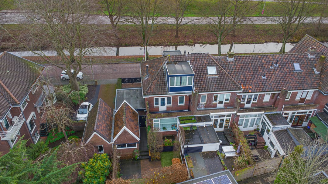 Foto 38 van van Baerlestraat 11