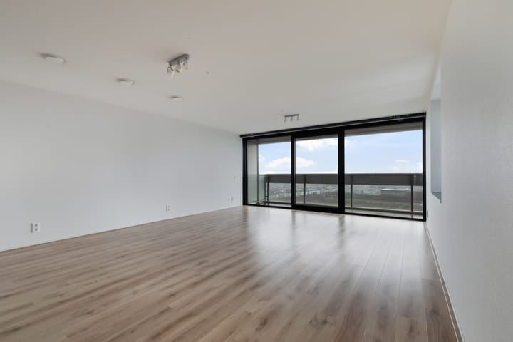 Foto 2 van Anna van Buerenplein 154