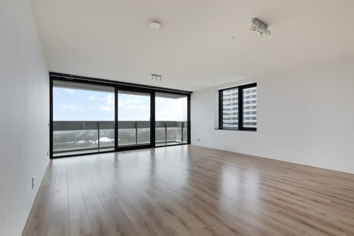 Foto 4 van Anna van Buerenplein 154