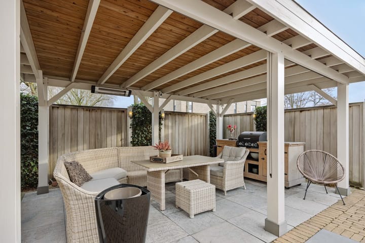 Photo 32 of Kamperfoeliestraat 38