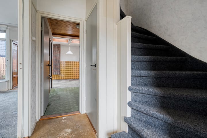 Photo 9 of Rheezerweg 8