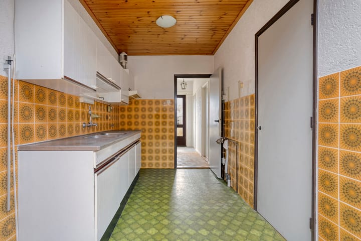 Photo 16 of Rheezerweg 8