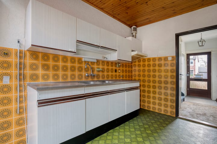 Photo 17 of Rheezerweg 8